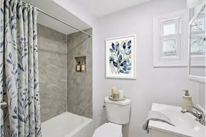 750 S 17th St #2, Newark, NJ 07103 - Photo 13