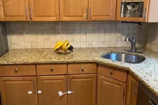 154 West Side Ave, Jersey City, NJ 07305 - Photo 5