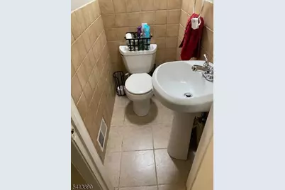 154 W Side Ave, Jersey City, NJ 07305 - Photo 7