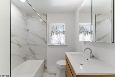 549 Ewing Ave, Franklin Lakes, NJ 07417 - Photo 3