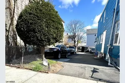 100 Hammond Ave, Passaic, NJ 07055 - Photo 1