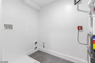 37 S 7th St, Newark, NJ 07107 - Photo 13