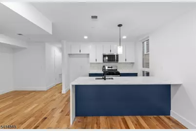 37 S 7th St #2, Newark, NJ 07107 - Photo 9