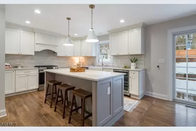 18 Kensington Ter, Maplewood, NJ 07040 - Photo 11