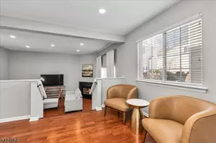 40 Primrose Ln, Long Hill Township, NJ 07933 - Photo 9