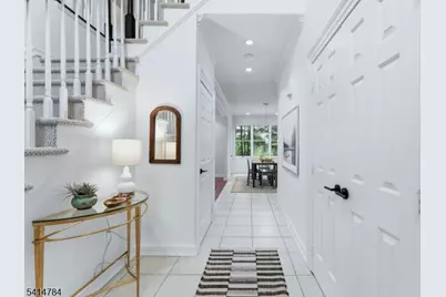 637 Inwood Ln, South Orange, NJ 07079 - Photo 9