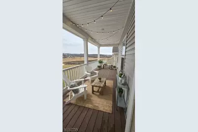 4 Coopers Hawk Ct, Washington Township, NJ 07882 - Photo 7