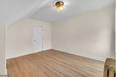 44 Stuyvesant Ave, Newark, NJ 07106 - Photo 9