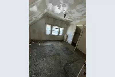 101 N 22nd St, East Orange, NJ 07017 - Photo 5