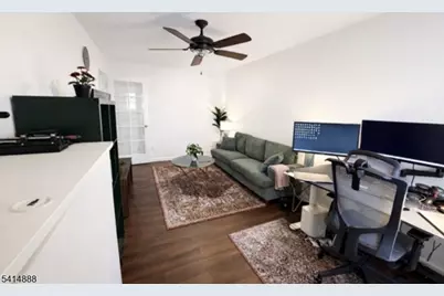 8 Swing Bridge Ln, South Bound Brook Boro, NJ 08880 - Photo 15