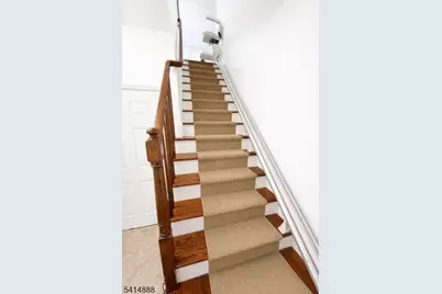 8 Swing Bridge Ln, South Bound Brook Boro, NJ 08880 - Photo 17