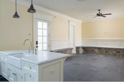 189 Main St, Peapack Gladstone Boro, NJ 07934 - Photo 9