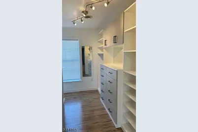 17 Zabriskie St, Hackensack, NJ 07601 - Photo 13