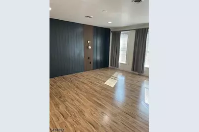 17 Zabriskie St, Hackensack, NJ 07601 - Photo 11