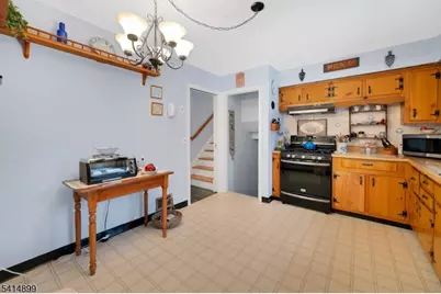 6 Wyndwood Rd, Morris Plains, NJ 07950 - Photo 15