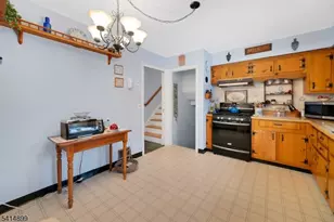 6 Wyndwood Rd, Morris Plains, NJ 07950 - Photo 15