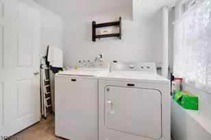 6 Wyndwood Rd, Morris Plains, NJ 07950 - Photo 27