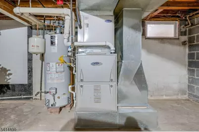 6 Wyndwood Rd, Morris Plains, NJ 07950 - Photo 29