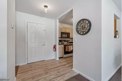 45 Park Edge #45, Berkeley Heights Township, NJ 07922 - Photo 5