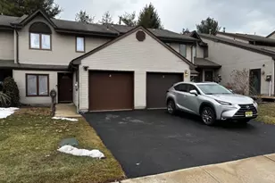 4 Peach Ct, Raritan Township, NJ 08822 - Photo 1