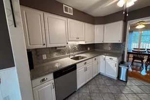 4 Peach Ct, Raritan Township, NJ 08822 - Photo 7