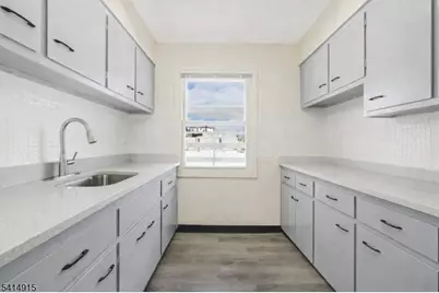 207 Park Ave #C1, East Rutherford, NJ 07073 - Photo 5