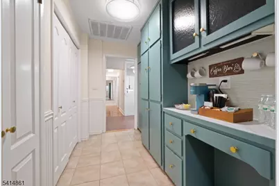 229 Hockenbury Rd, Hillsborough Township, NJ 08844 - Photo 9