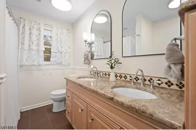 229 Hockenbury Rd, Hillsborough Township, NJ 08844 - Photo 17