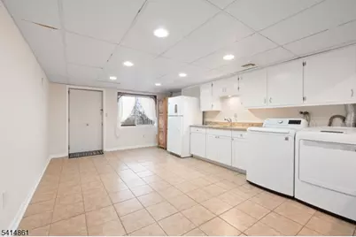 229 Hockenbury Rd, Hillsborough Township, NJ 08844 - Photo 27