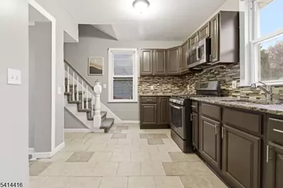 1922 Barnett St, Rahway, NJ 07065 - Photo 9