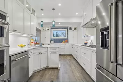 84 Cedar St, Millburn, NJ 07041 - Photo 15