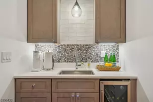 84 Cedar St, Millburn Twp., NJ 07041 - Photo 19