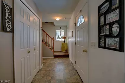 6 Hudson Ave, Jefferson Township, NJ 07438 - Photo 3