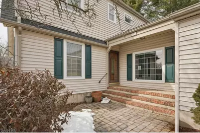 580 Heritage Rd, Long Hill Township, NJ 07946 - Photo 3