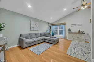 5 Walnut Grove Rd, Hillsborough Township, NJ 08844 - Photo 7