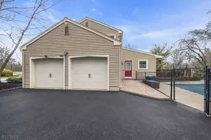 5 Walnut Grove Rd, Hillsborough Township, NJ 08844 - Photo 3