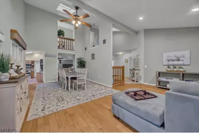 5 Walnut Grove Rd, Hillsborough Township, NJ 08844 - Photo 9