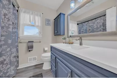 5 Walnut Grove Rd, Hillsborough Township, NJ 08844 - Photo 29