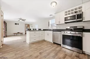 28 Daniel Ln, Rockaway, NJ 07866 - Photo 13