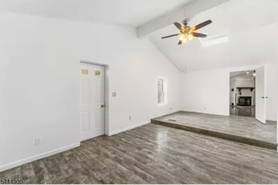 28 Butler St, Clifton, NJ 07011 - Photo 7