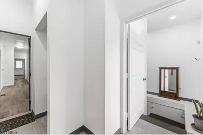 28 Butler St, Clifton, NJ 07011 - Photo 11