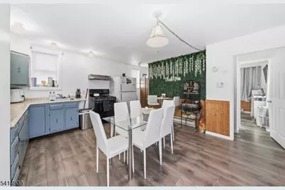 28 Butler St, Clifton, NJ 07011 - Photo 13