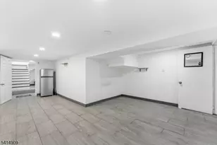 28 Butler St, Clifton, NJ 07011 - Photo 19