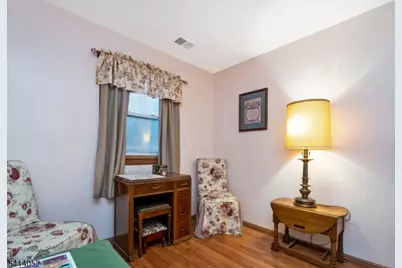 203 Powderhorn Dr, Lopatcong Township, NJ 08865 - Photo 35