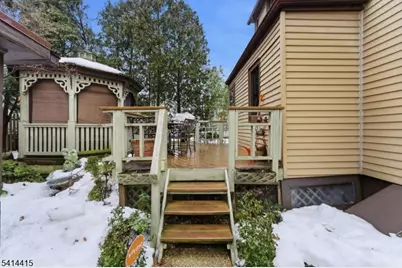 608 Meadow St, Roselle, NJ 07203 - Photo 23