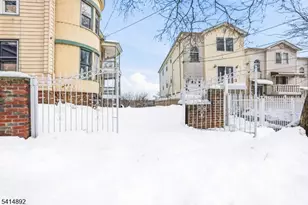 22 Mt Prospect Pl, Newark, NJ 07104 - Photo 5