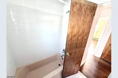 1029 Harrison Ave, Roselle, NJ 07203 - Photo 9