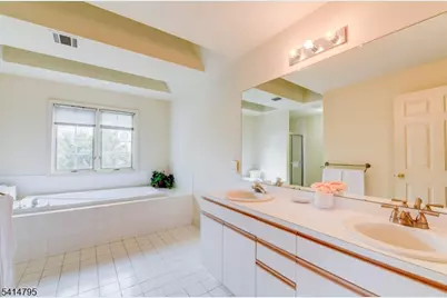 41 Lakeview Ter, Montville Township, NJ 07045 - Photo 21