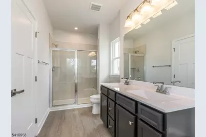 3 Peckwell St, Mount Olive, NJ 07828 - Photo 13