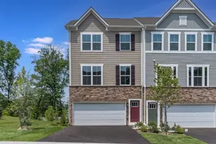 3 Peckwell St, Mount Olive, NJ 07828 - Photo 1